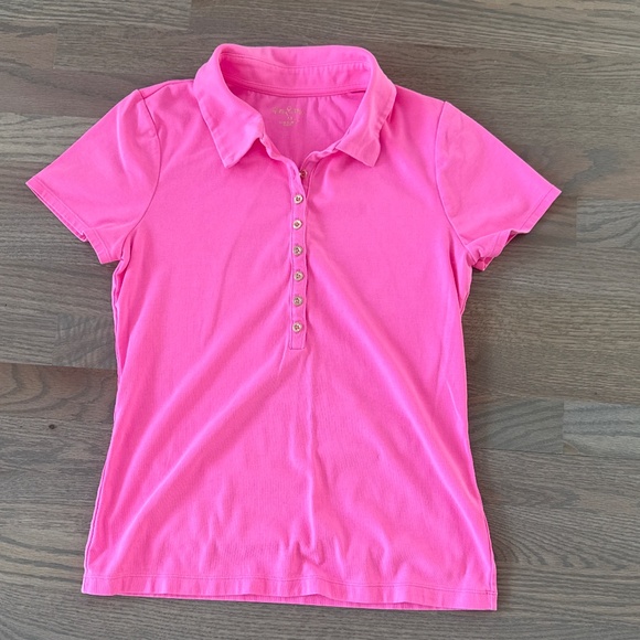 Lilly Pulitzer Tops - Lilly Pulitzer bright pink shirt with gold buttons Size M